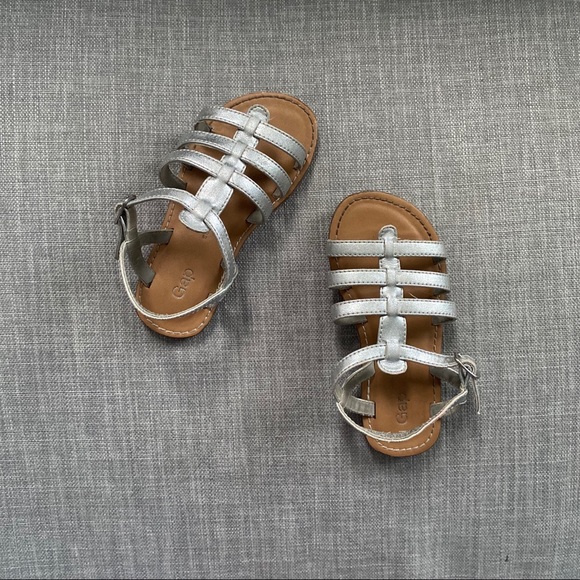 GAP Other - GAP Kids Silver Leather Gladiator Sandals Size 9
